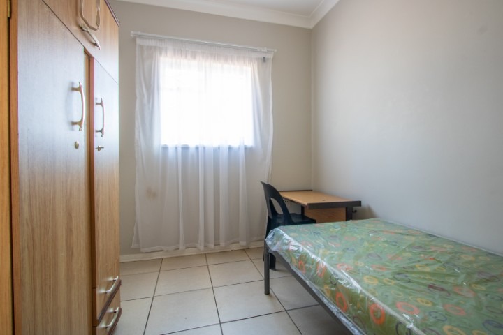 To Let 1 Bedroom Property for Rent in Die Bult North West